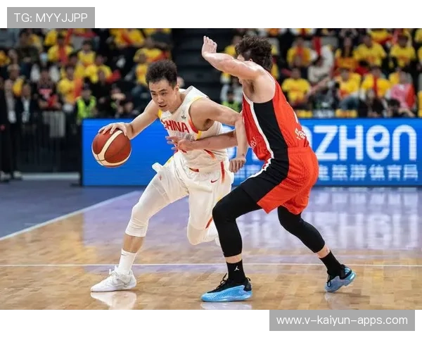 为梦想拼尽全力的中国男篮，中国男篮燃动十年全程